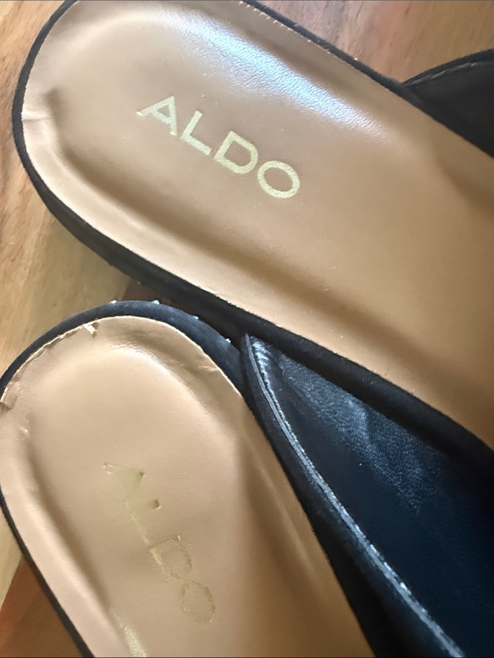 Aldo Black Suede Studded Pointed-Toe Mules 8 - Picture 3 of 7